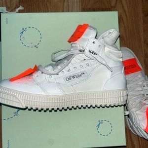 Off white 3.0 sneakers Womens size 7 leather white and orange